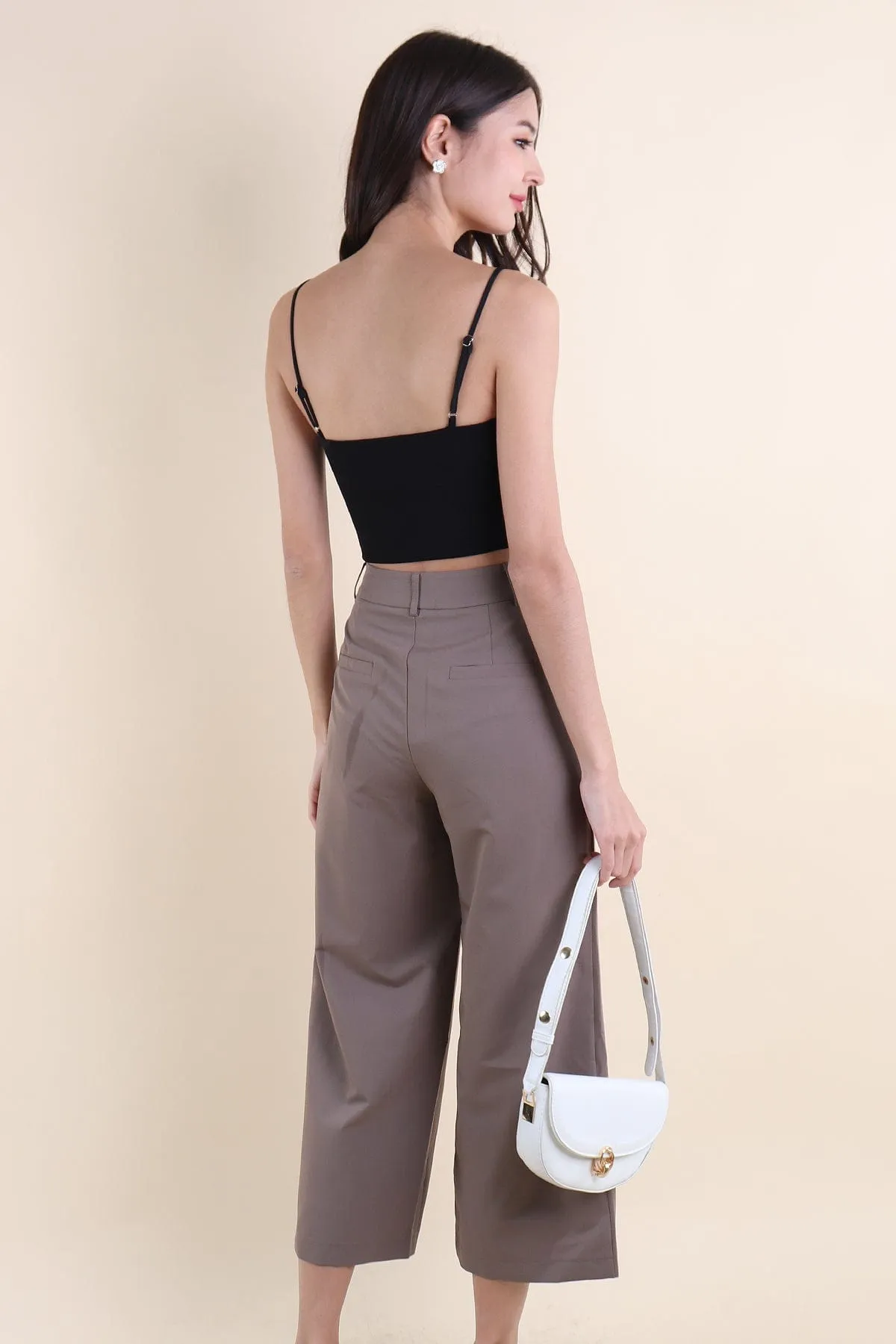 CAMO PLEATED WIDE LEG TROUSERS IN MOCHA