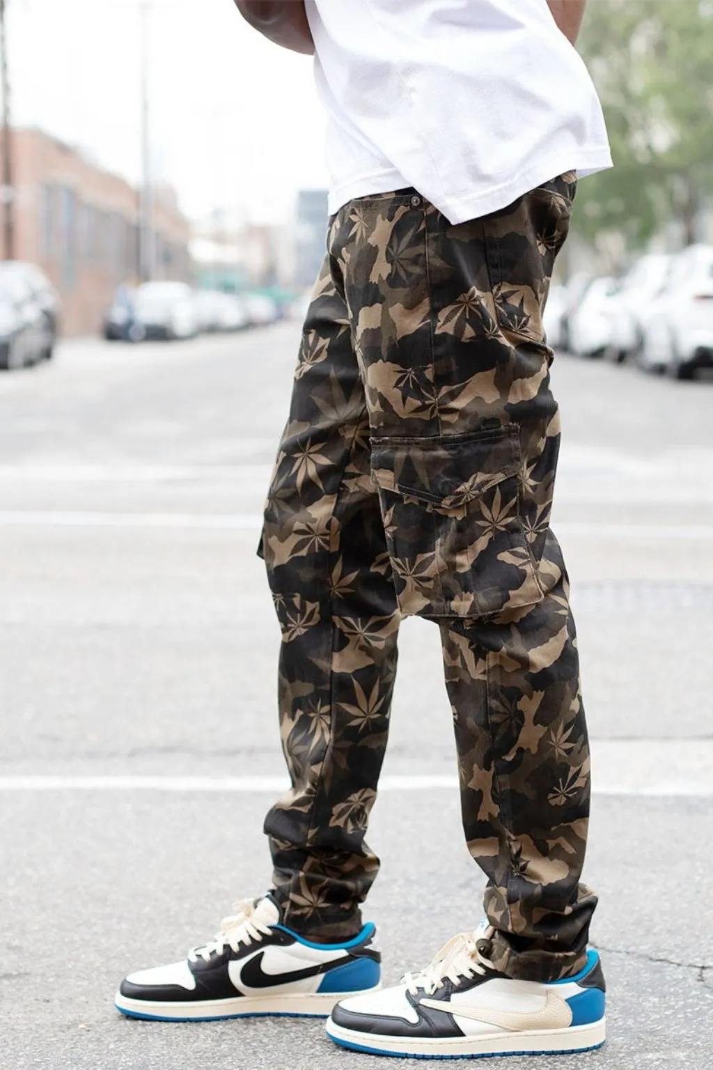 Stitch Relaxed Camo Leaf Cargo Jeans