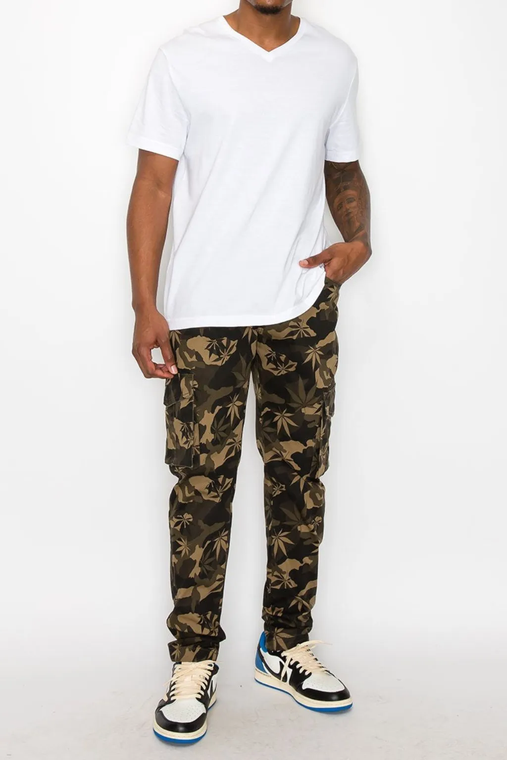 Stitch Relaxed Camo Leaf Cargo Jeans